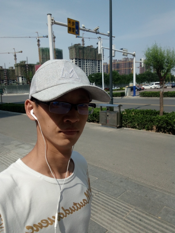 挥一挥手什么都没有的第一张照片--河北残疾人相亲网