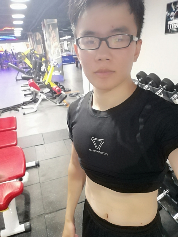 石榴裙下的第一张照片--河北残疾人相亲网