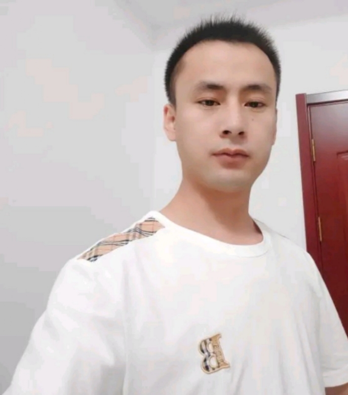 海阔天空的第一张照片--河北残疾人相亲网